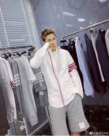 皇甫圣华又老又丑是打激素了吗 皇甫圣华怎么这么有钱