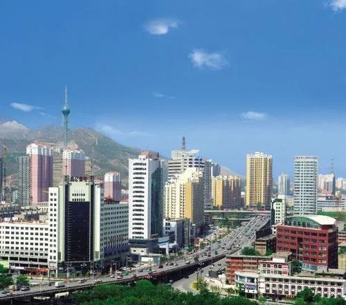 青海哪个城市的地理位置最好？