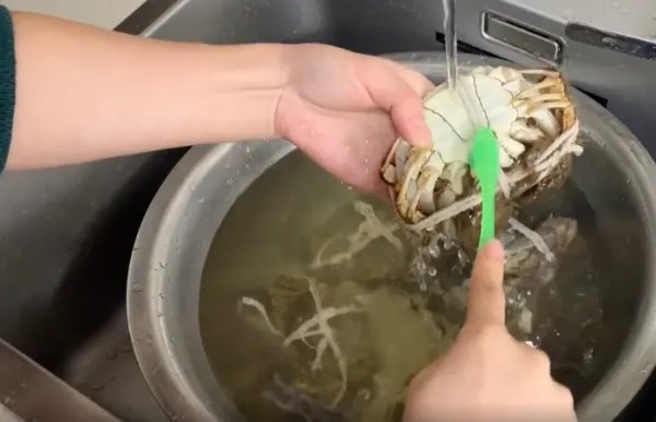 螃蟹怎么做好吃又简单方便