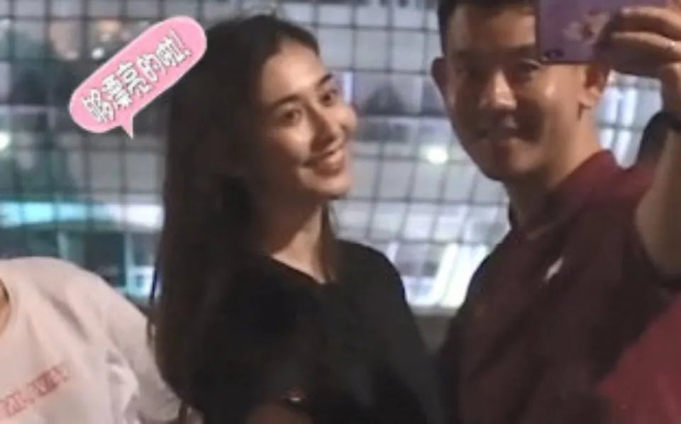 主持人李响老婆照片来了不是孙骁骁 他和孙骁骁分手原因曝光