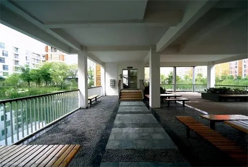 架空层什么意思