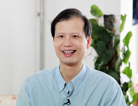 当韩寒遭遇方舟子结果如何？80后代表人物正式起诉打假斗士