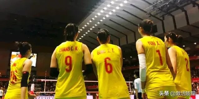 中国女排3:0横扫美国女排,中国女排赢在哪里,你如何评价中国女排球员的表现?
