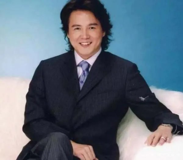 林瑞阳为何抛弃前妻娶张庭?你以为是“花心断情”,其实另有什么故事?