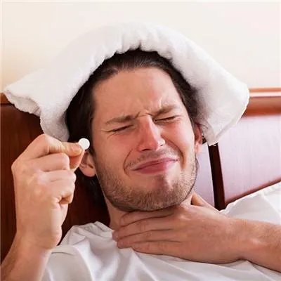 喉咙痛吃什么好的快？