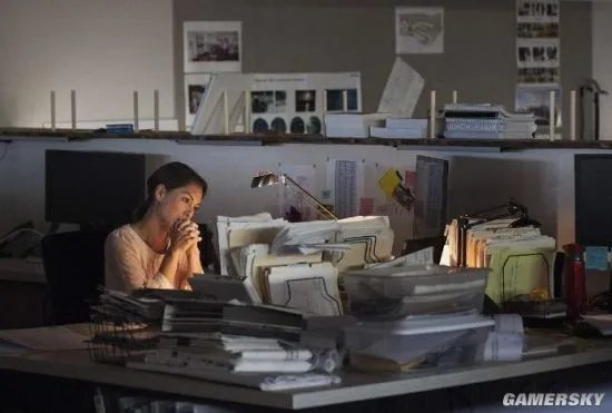 女子为讨加班费奔走10年 最终获赔9898元