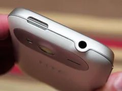 白色的火焰 白色HTC Wildfire S不足1K4