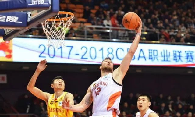 你认为CBA同曦队希克森这么给力为什么还输了山东高速这么多分？