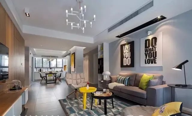 客厅要不要放茶几，怎么放好看？