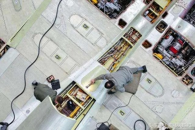 解放军首次曝光超强制空战斗机，这款战机到底有何特别之处？