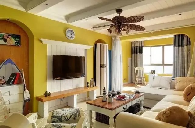 客厅要不要放茶几，怎么放好看？