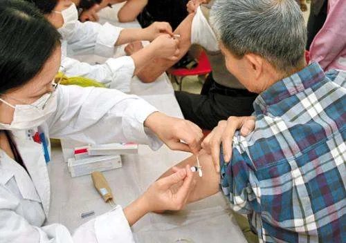 官方:将开展60岁以上人群疫苗接种,疫苗接种需要满足什么条件?