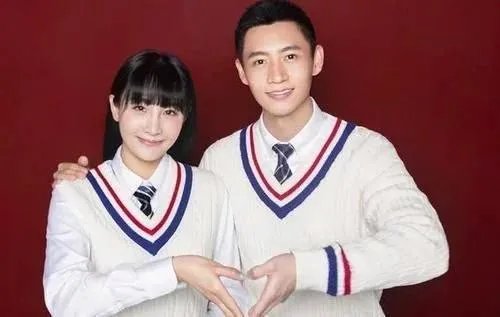 为什么魏晨那么低调，520结婚却热搜第一爆了？