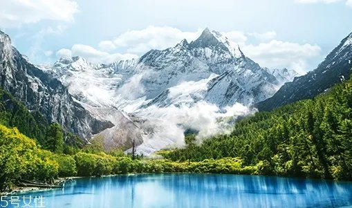 自然堂雪润皙白系列适合什么年龄