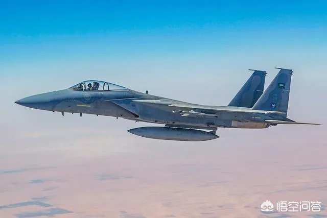 在现代技术条件下，美、俄飞行员还能驾驶五代机判逃吗？