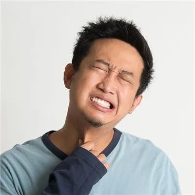 喉咙痛吃什么好的快？