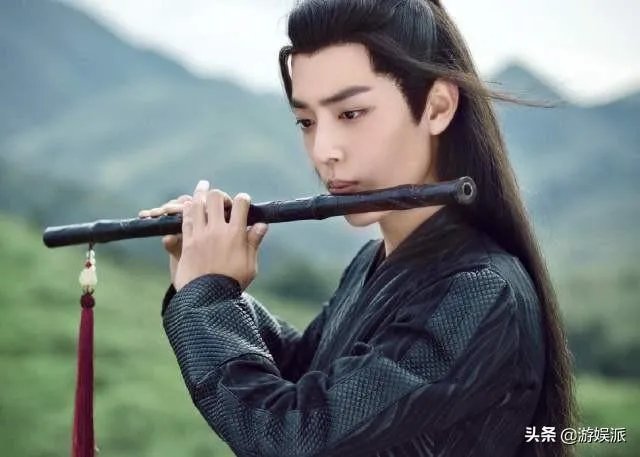 拍古装戏时，为演员定制的古装在杀青后会到哪？