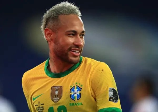 内马尔最新发型引发网友吐槽，他还有过哪些奇形怪状的发型？