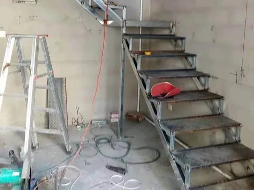 别墅楼梯宽度一般多少