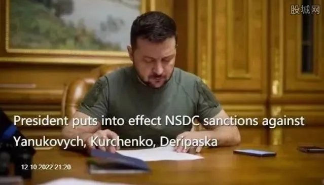 拜登曾提醒泽连斯基别总说援助不够 警告他要知道感恩