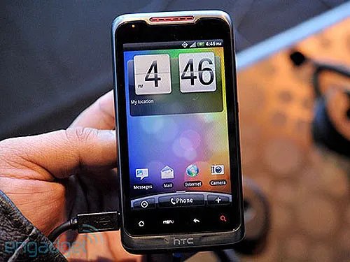 支持GSM/CDMA双频 HTC Merge真机体验
