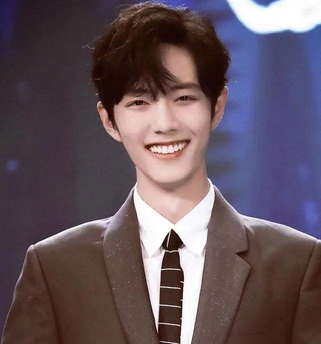 如何评价《燃烧吧少年》里的肖战?