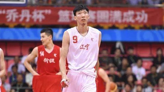 周琦一直效力新疆，但为何全运会上却搭档韩德君郭艾伦代表辽宁？