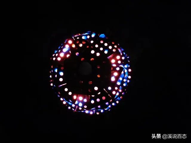 《囧妈》片尾说的彩蛋究竟是哪两个？你怎么看？