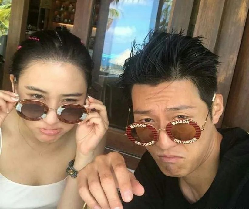 窦骁带何超莲回西安老家之后都做了什么？