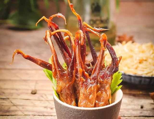 鸭舌吃多了有什么危害 鸭舌为什么不能多吃