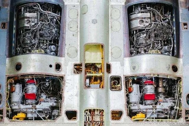 解放军首次曝光超强制空战斗机，这款战机到底有何特别之处？