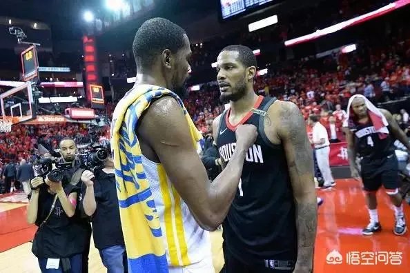 美记分析阿里扎可能会离开太阳，并且最有可能去的球队是火箭，对此你怎么看？