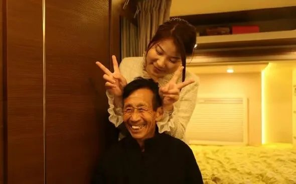 张白鸽故事是真的吗？张白鸽是靠直播电商致富的