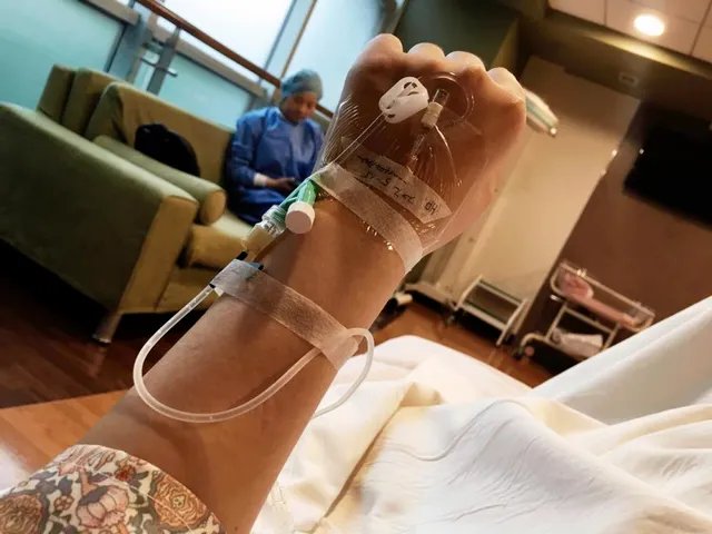 向太否认郭碧婷已生女,称向佐上周才获批赴台陪产,郭碧婷怀的真是女孩?