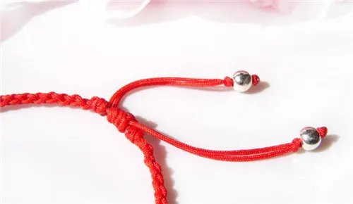 红绳项链编发教学 2款红绳项链简易编法推荐