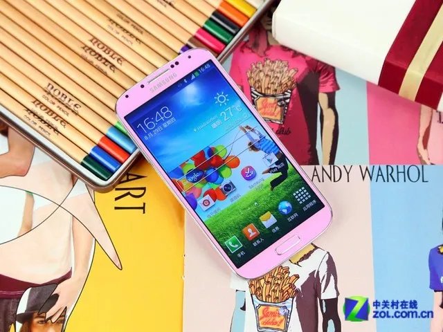 双四核高性能 三星GALAXY S4报价2099元!