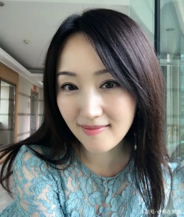 向华强花费百万请杨钰莹吃饭，赖文峰冲进去说：她是我的女人，发生了什么？