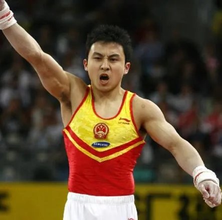 冯喆女友是谁 喆喆：没有金刚钻不要怪裁判