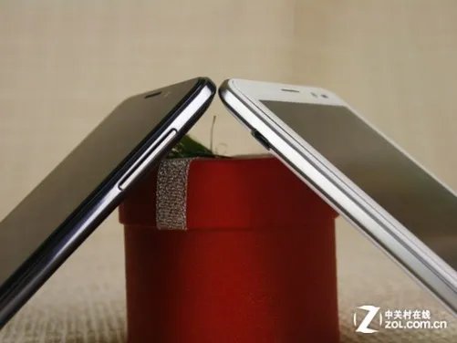 经典黑白配色 4.5吋双核优米UMI X1评测