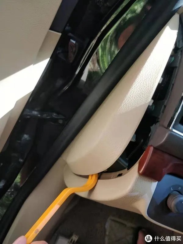 怎么安装点烟器