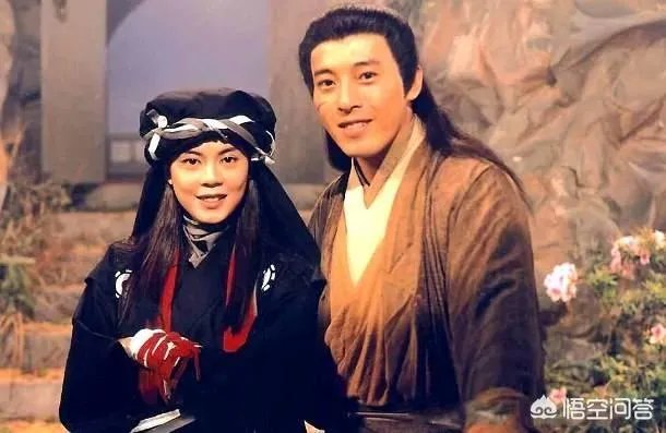 吕颂贤版的《笑傲江湖》里，有人说感觉梁佩玲扮演的任盈盈是最不符合原著的，你怎么看？