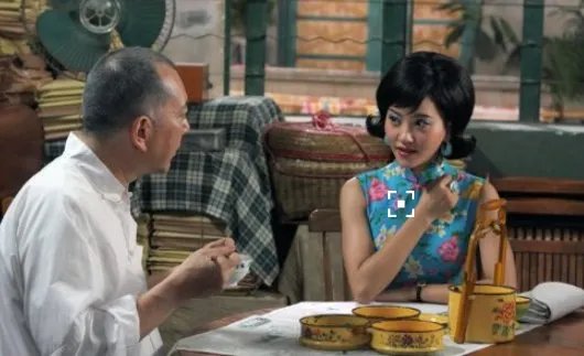 周楚楚和黄秋生是什么关系？