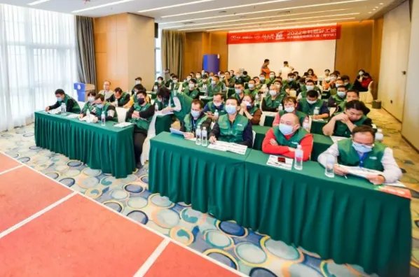 科顺好工长防水贴砖美缝竞技大赛（南宁站）顺利举行！