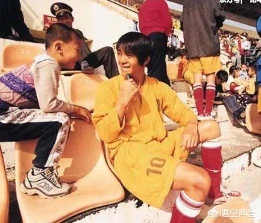 朱茵当年为什么没有等周星驰就嫁人了呢？