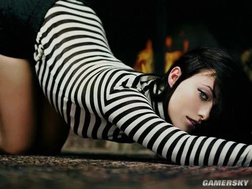 谁能扮演《古墓丽影3》电影中的大胸劳拉？