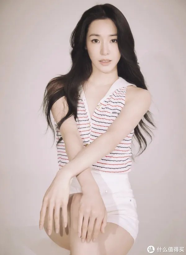 爷青回！少女时代15周年完整体回归，平均年龄32岁的姐姐们穿水手服也太可了吧！