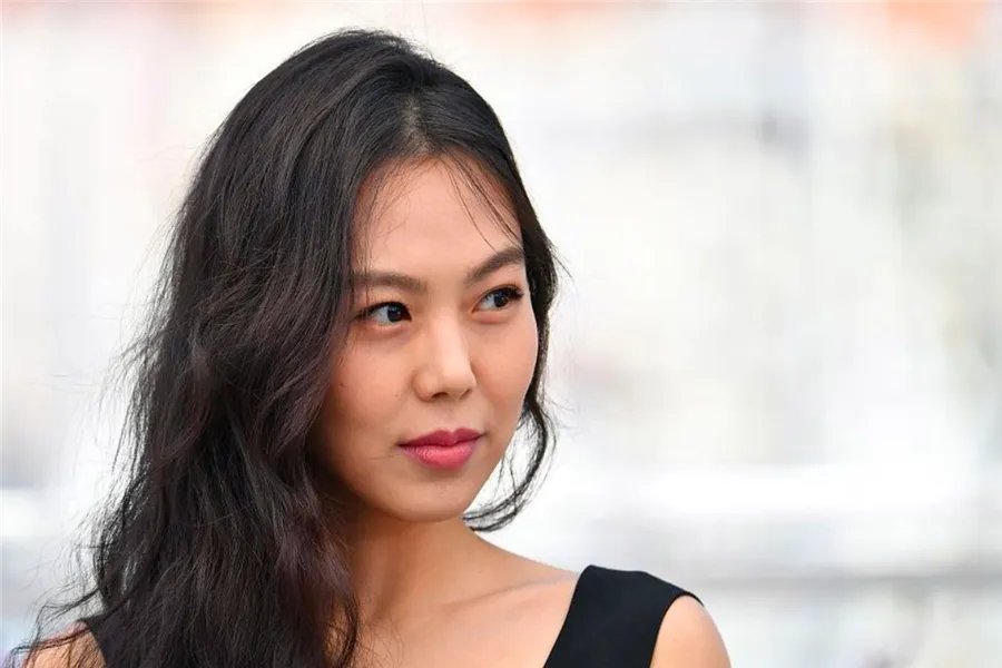 金敏喜个人魅力挡不住