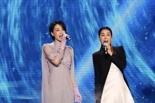 那英与王菲关系决裂