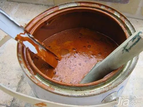 刷漆前一定要用加固剂吗 为什么墙面会起包?