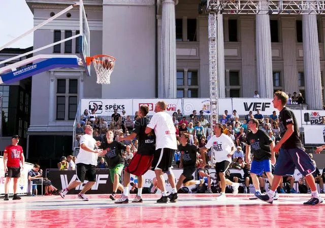 都说拉脱维亚美女“泛滥”，拉脱维亚真实的生活是什么样的？